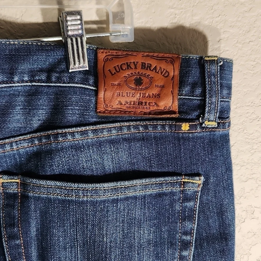 Lucky Brand Jeans 38 × 30 367 Vintage boot denim jeans mens